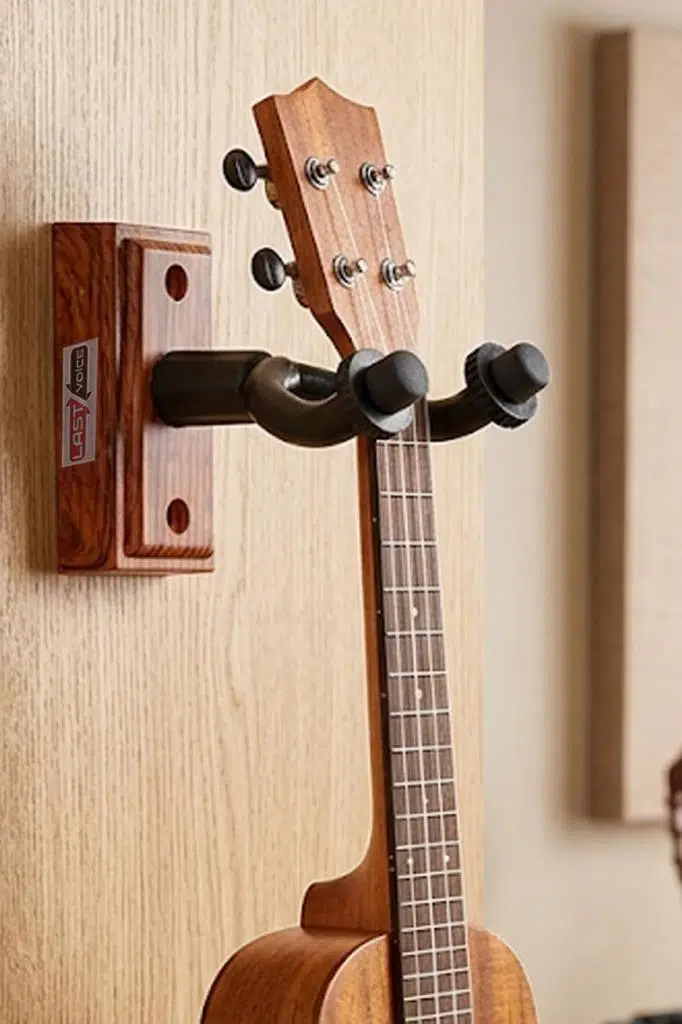 Lastvoice UKL-555SY Ukulele Duvar Askısı Standı Aparatı Lastvoice UKL-555SY Ukulele Duvar Askısı Standı Aparatı