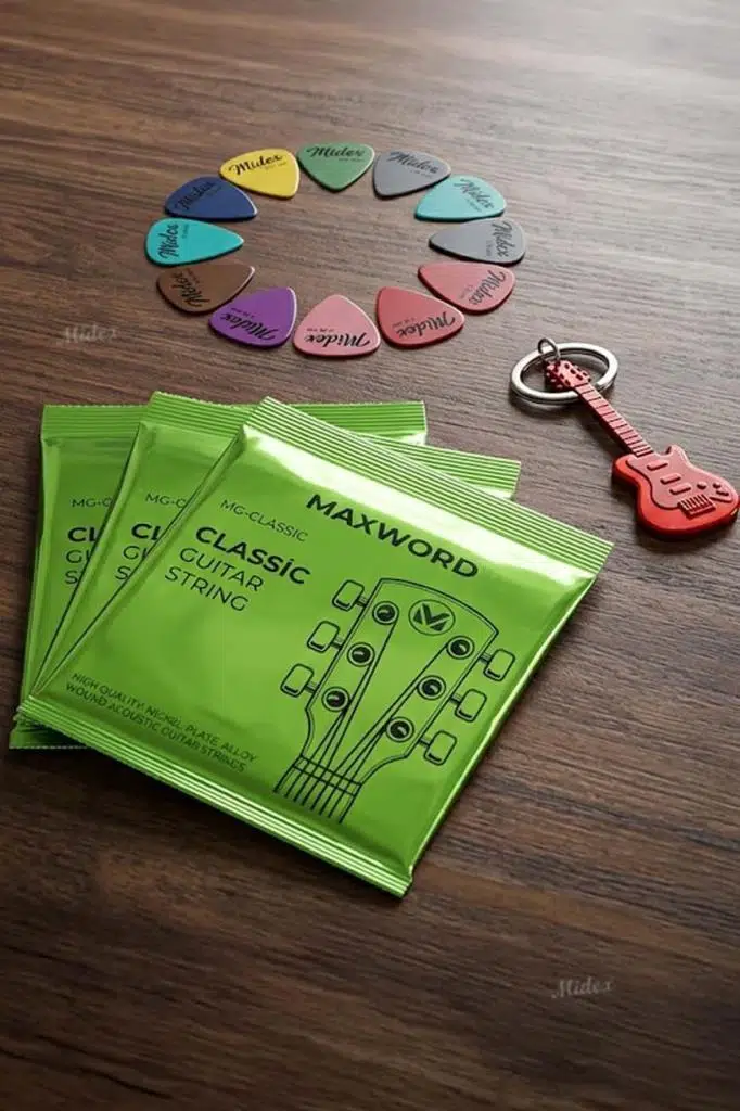 Maxword GT-Classic-3X Kaliteli Klasik Gitar Teli 3 Takım Set (12 Pena Hediye) Maxword GT-Classic-3X Kaliteli Klasik Gitar Teli 3 Takım Set (12 Pena Hediye)