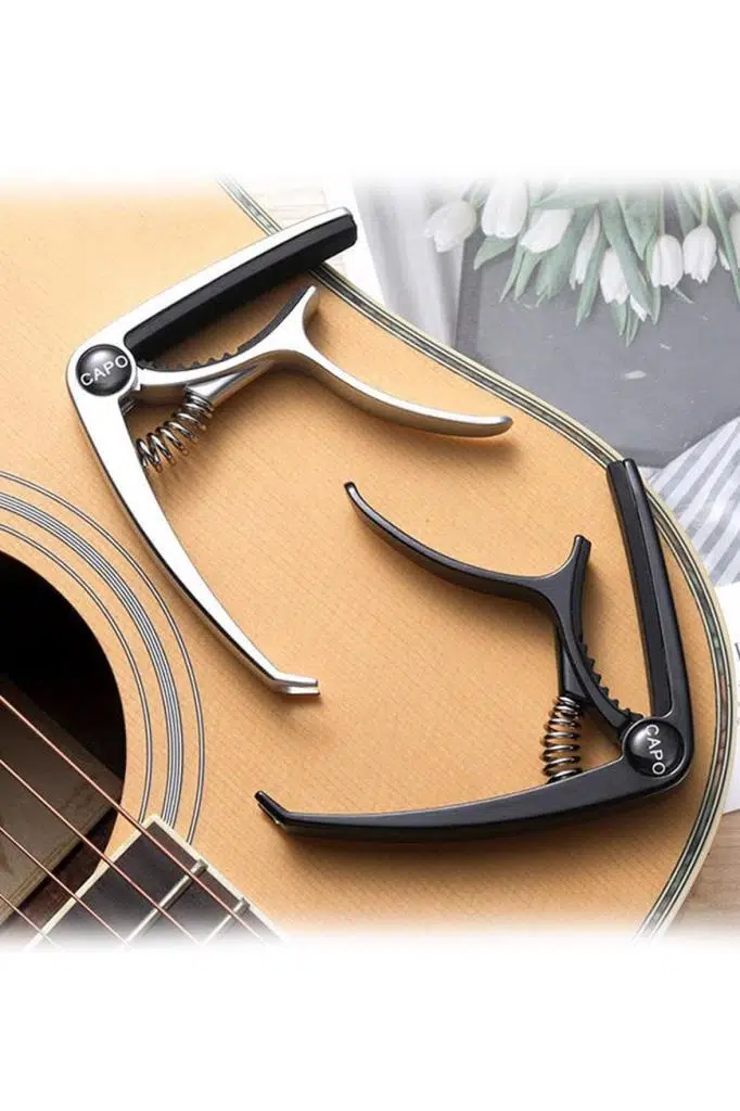 Maxword Q10-GR Çinko Alaşımlı Profesyonel Kapo Üst Kalite Capo (Tüm Gitarlar ile Uyumlu) Peda Hediye