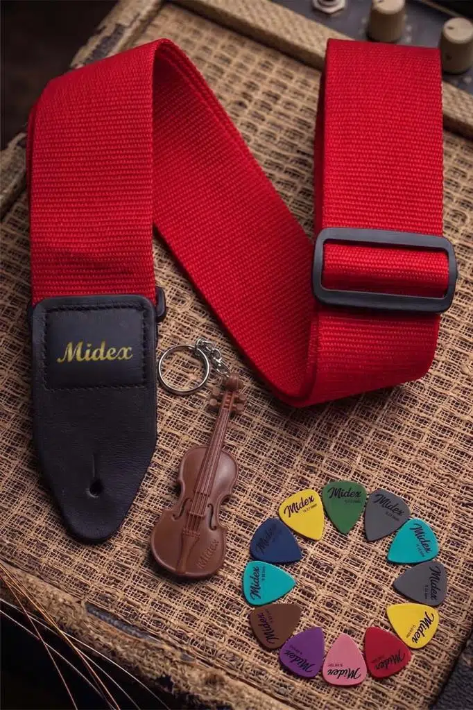 Midex ASM-26RD Gitar Omuz Askısı Kırmızı Renk 89-155cm (Pena Hediye) Midex ASM-26RD Gitar Omuz Askısı Kırmızı Renk 89-155cm (Pena Hediye)