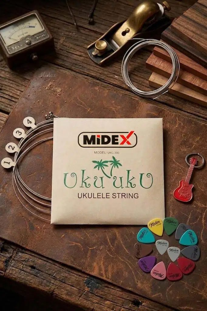 Midex UKC-300 Ukulele Teli 1 Takım (Pena Hediye) Midex UKC-300 Ukulele Teli 1 Takım (Pena Hediye)