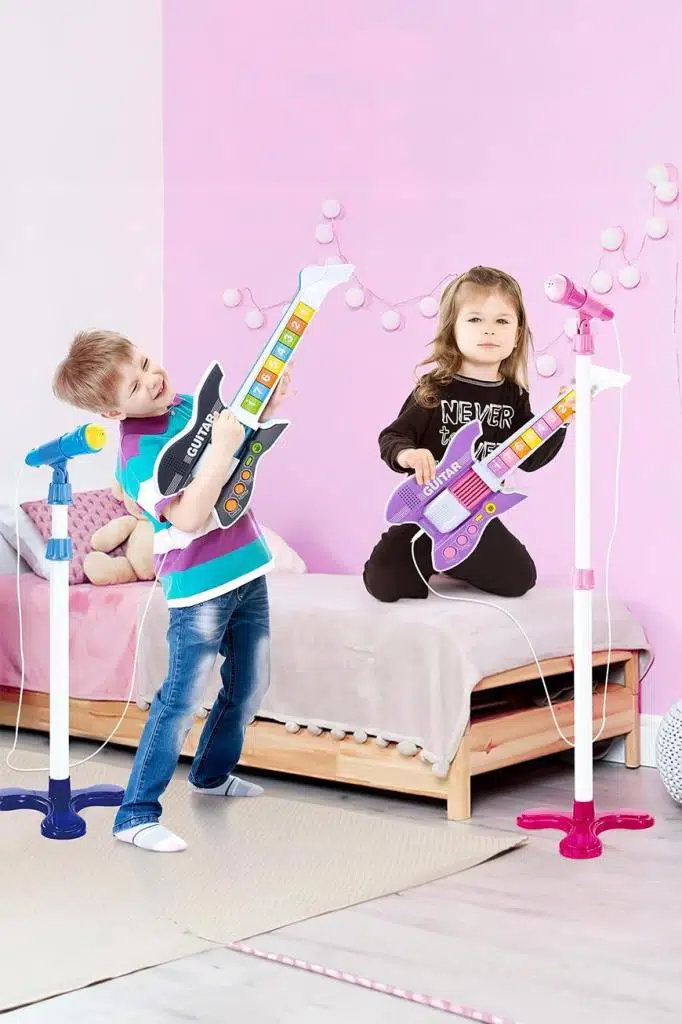 Rennes RG-035PK Mikrofonlu Tuşlu Çocuk Elektro Oyuncak Gitar (Mikrofon Standı ve Askı Dahil) Rennes RG-035PK Mikrofonlu Tuşlu Çocuk Elektro Oyuncak Gitar (Mikrofon Standı ve Askı Dahil)