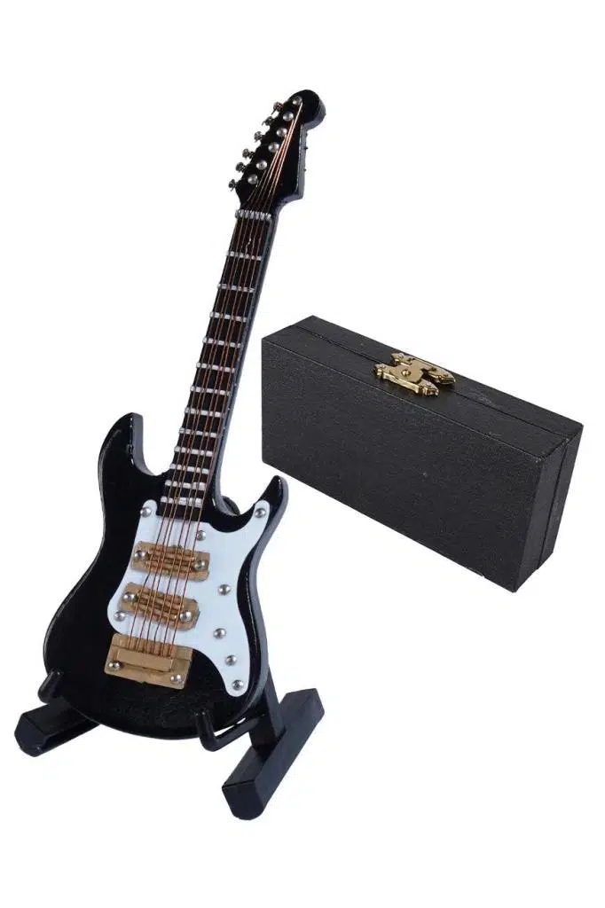 Rennes RGV-G11YN Elektro Gitar Tasarımlı Mini Masa Süsü Hediyelik Eşya Siyah (11x4cm) Rennes RGV-G11YN Elektro Gitar Tasarımlı Mini Masa Süsü Hediyelik Eşya Siyah (11x4cm)